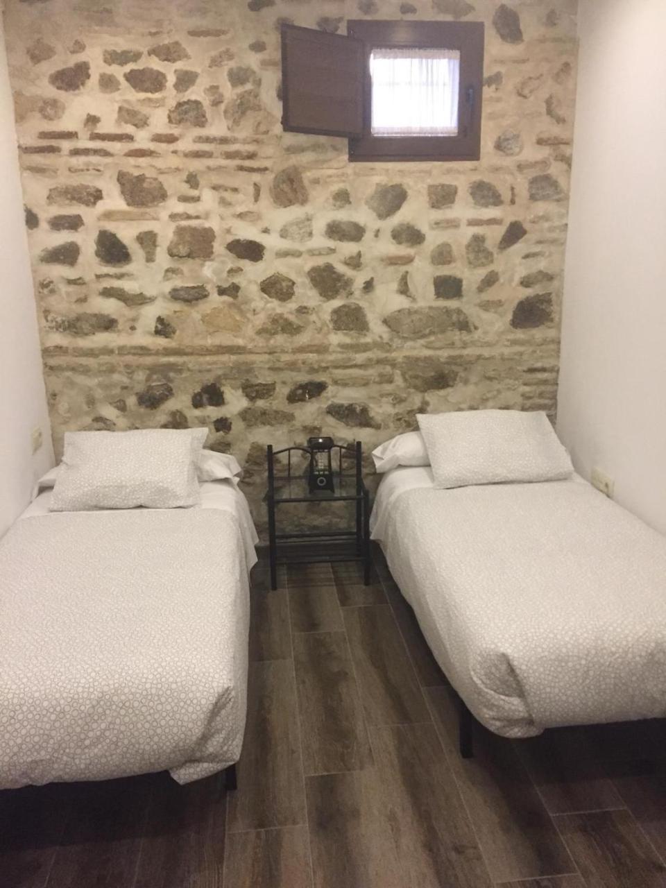 Apartamento Tolaitola Apartment Toledo Bagian luar foto